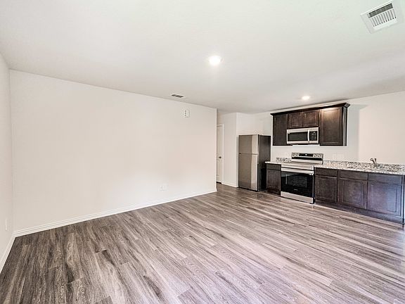 4th image of 3722 Avenue K Unit B