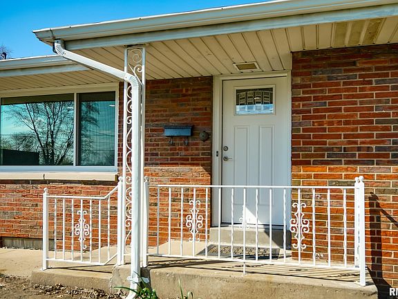 4th image of 2017 W Westbrook Dr