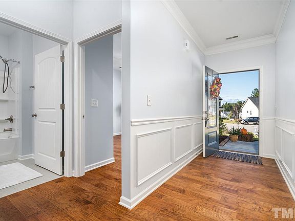 4th image of 75 Forest Glade Ct