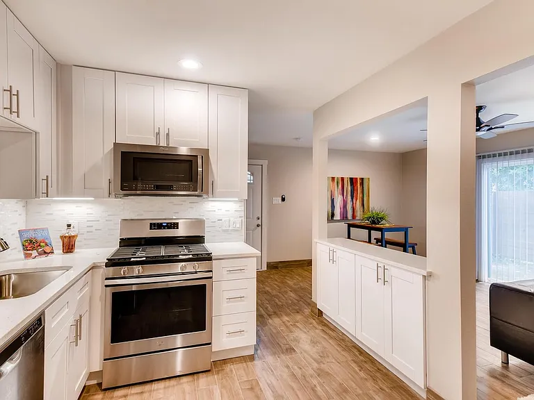 4804 W Gate Blvd #104 — Photo 7