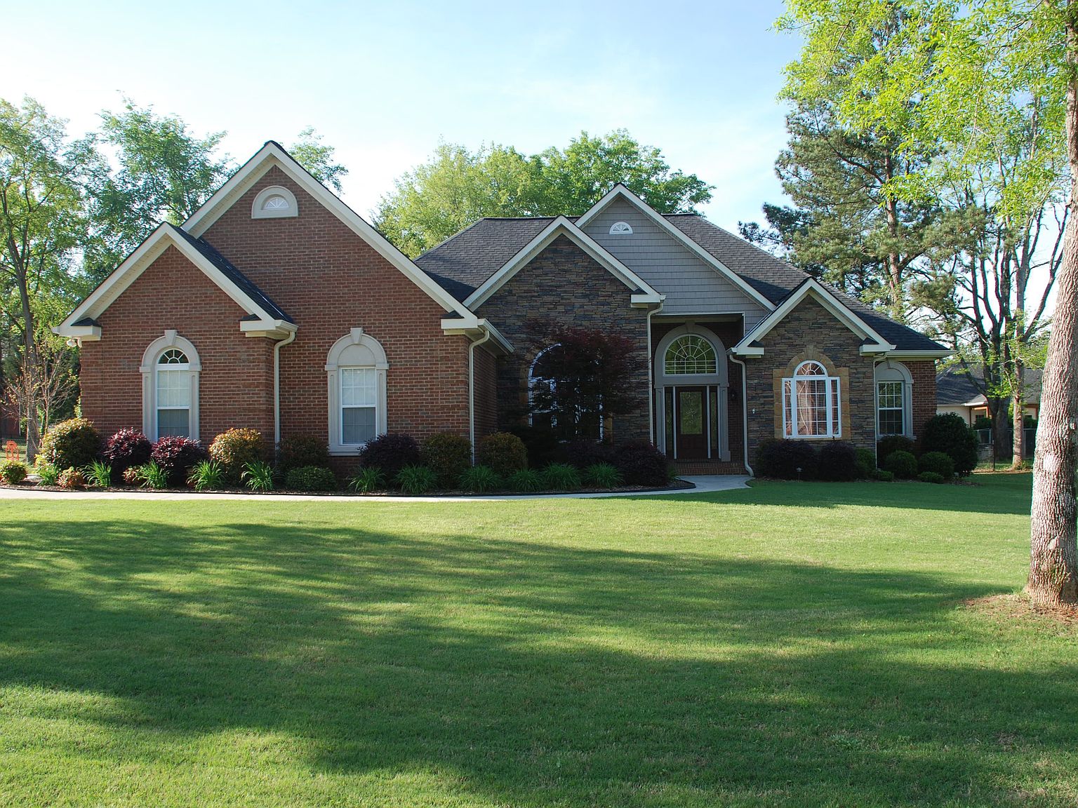 606 Almaroad Pl SW, Jacksonville, AL 36265 Zillow