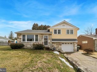 267 Perry St, Elkins Park, PA 19027