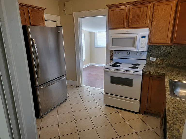 1670 Dallas St — Photo 10
