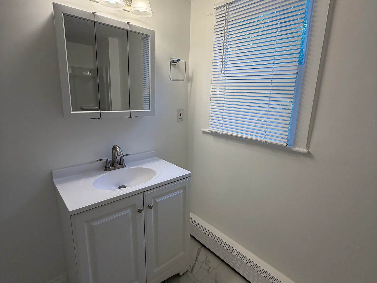 3 bed, $3,400 — Photo 4