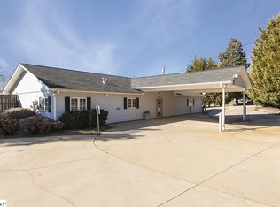 3927 Cripple Creek Rd, Greer, SC 29651