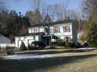 22 Hemlock Dr, Franklin, NJ 07416