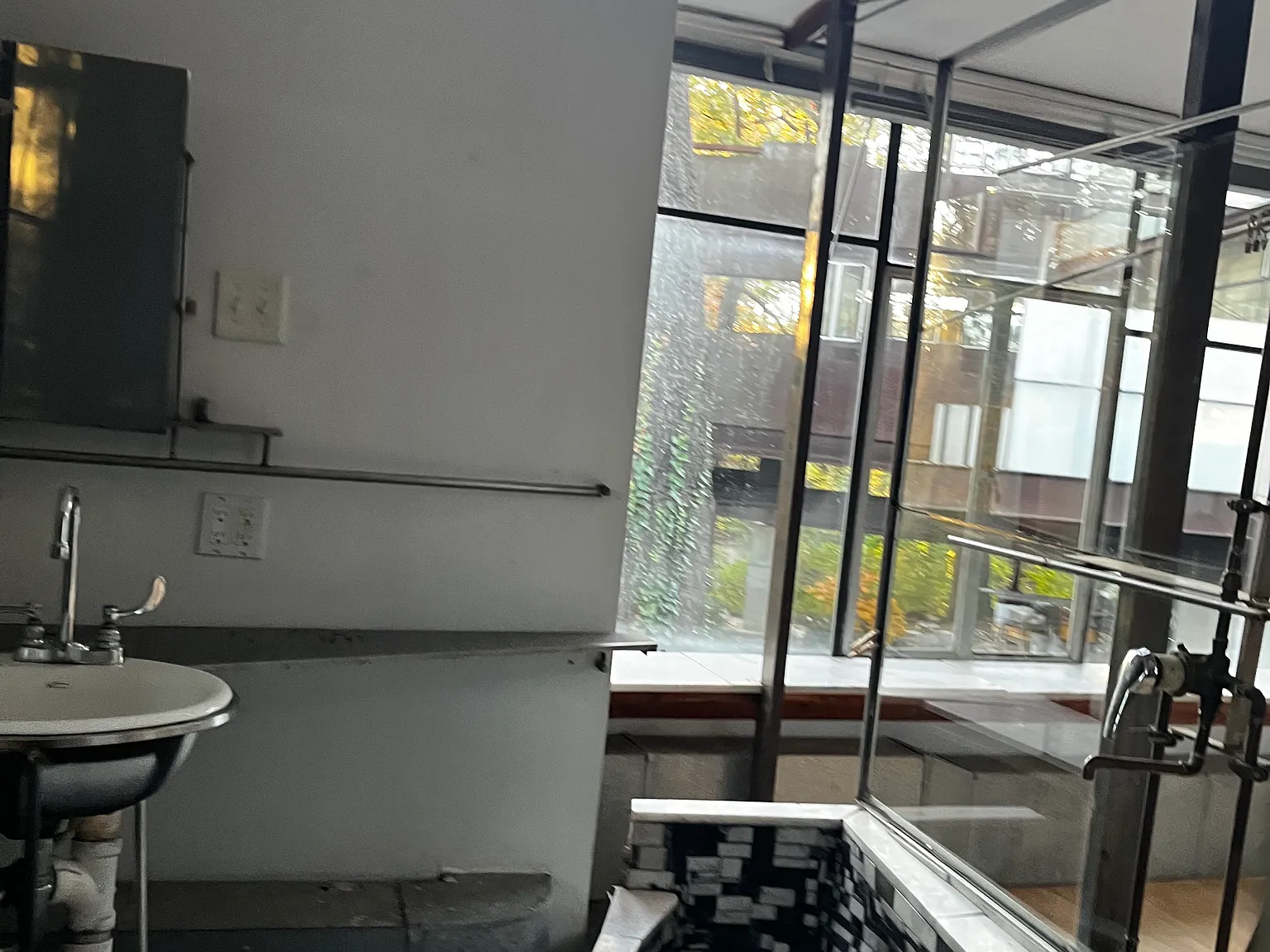 1 bed, 1.5 bath, 1128 sqft, $3,000 — Photo 3