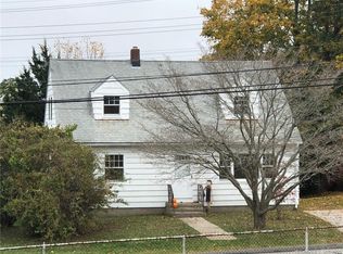 68 Smith St, Groton, CT 06340