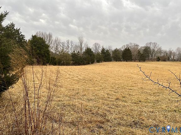 3rd image of 36 Rhodes Ln