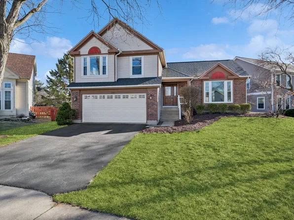 3585 Princeton Ave, Aurora, IL 60504