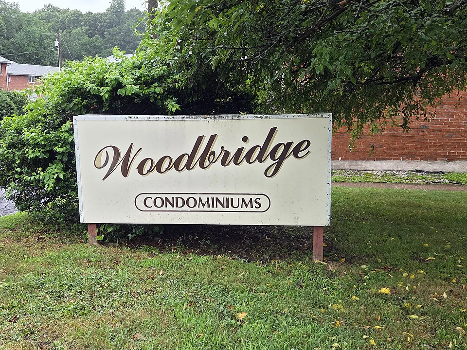 Woodbridge St