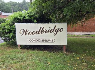 460 Woodbridge St APT 36, Manchester, CT 06042
