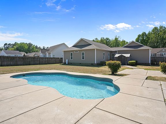 2nd image of 116B Willa Chase Ct