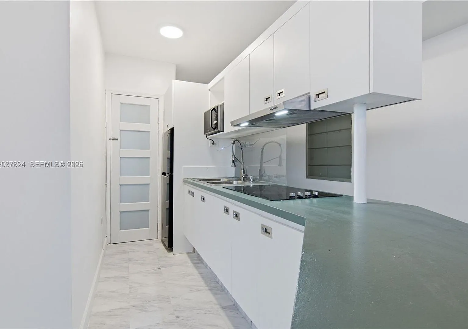 801 Brickell Bay Drive 764, Miami, FL 33131 - 2937 — Photo 1