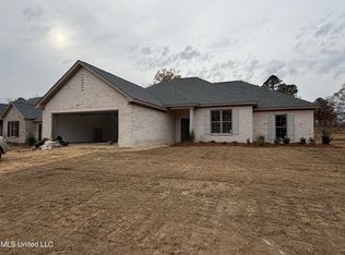 204 Anderson Oaks Dr, Pearl, MS 39208