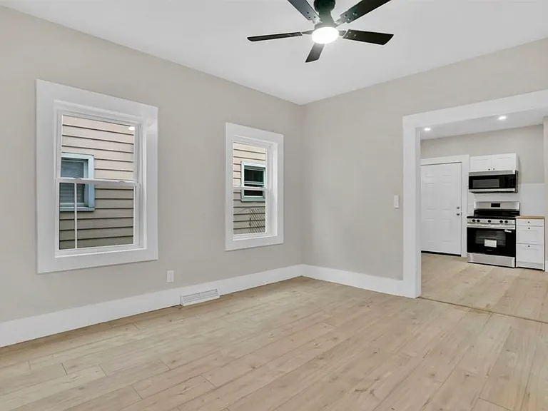 14 Adams St #2 — Photo 5