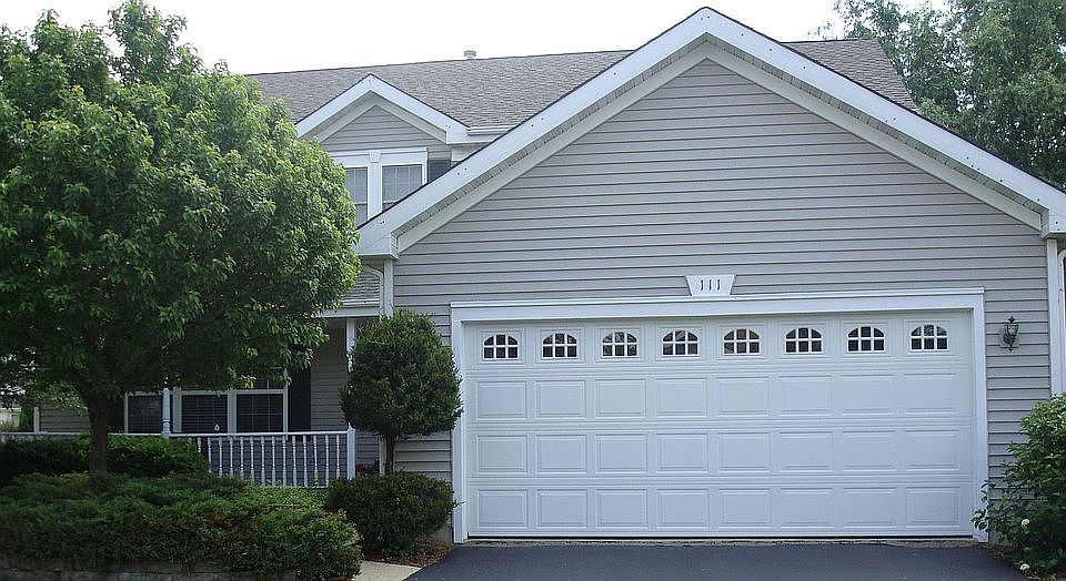 2nd image of 111 Forestview Ln