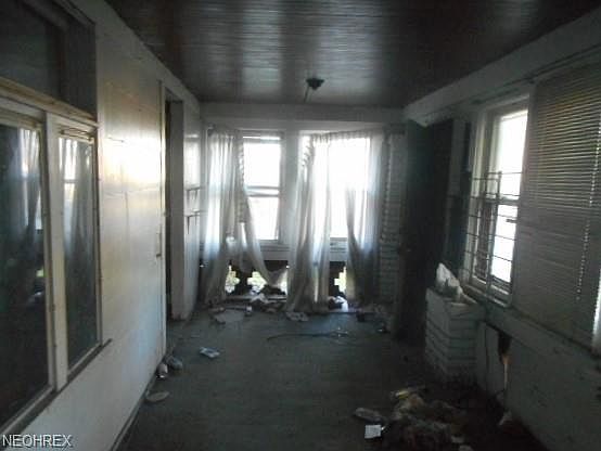 4th image of 14806 Harvard Ave
