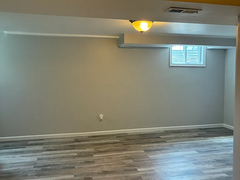 4308 E West Hwy — Photo 15