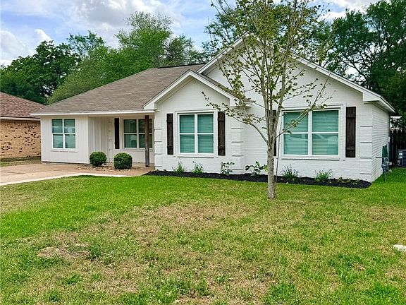 2nd image of 3209 Bonham Dr