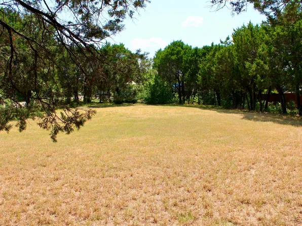 4902 Village Dr, Rio Vista, TX 76093