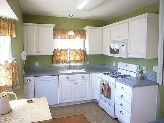 2nd image of 1507 Glen Ave