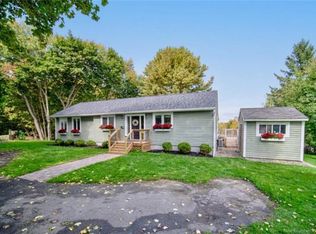 31 Riverview Dr, Fredericton, NB E3B 5Y9