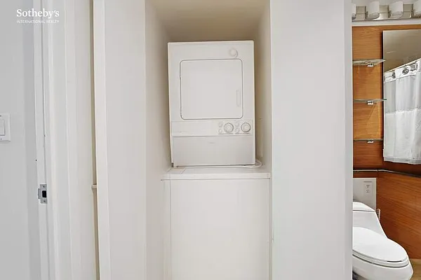 Rented by Sotheby's International Realty | media 14