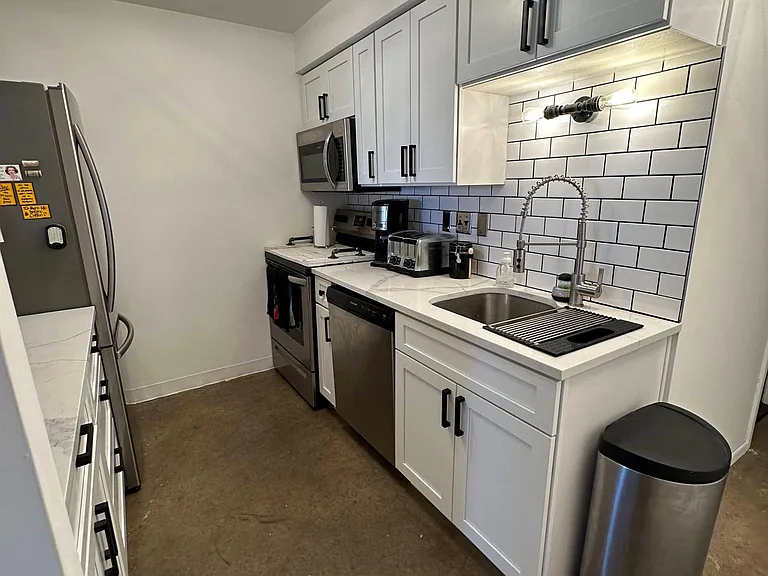 1845 Clayton Ave #108 — Photo 13