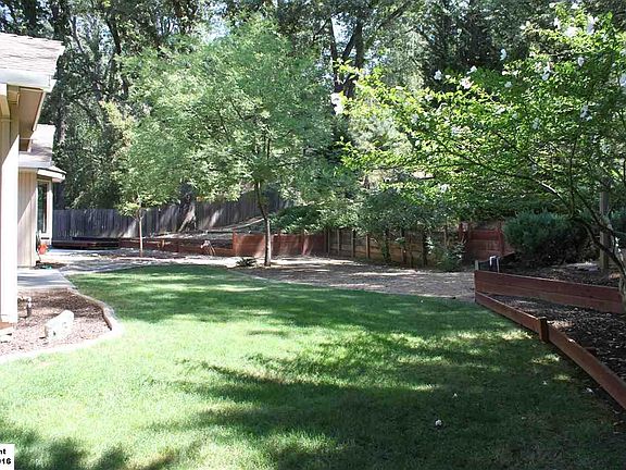5th image of 21671 Water Oak Dr