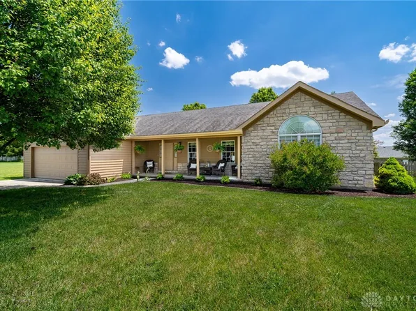 111 Shepherds Rdg, Waynesville, OH 45068