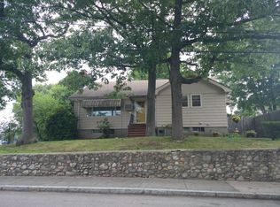 45 Fairlane Rd, West Roxbury, MA 02132