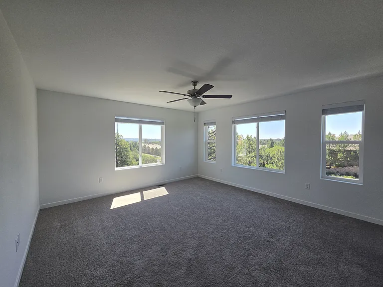1905 Erin Loop — Photo 19