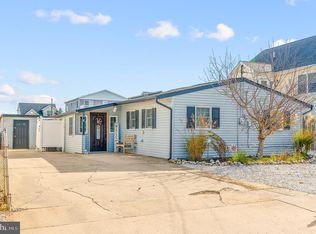 99 Lake Superior Dr, Little Egg Harbor, NJ 08087