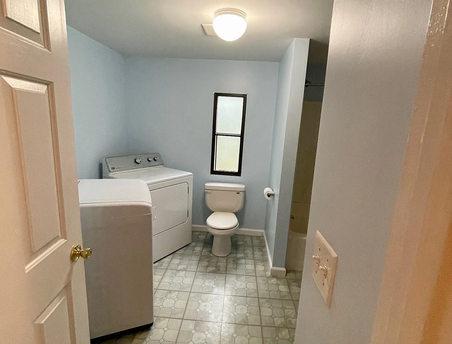 3 bed, 1150 sqft, $1,800 — Photo 4
