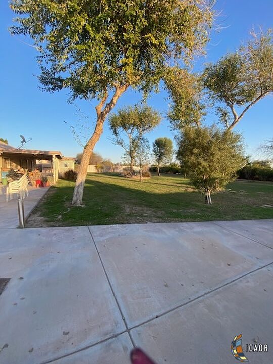 2nd image of 647 Hamblet Rd