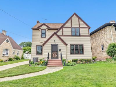 1124 S Roosevelt St, Green Bay, WI, 54301