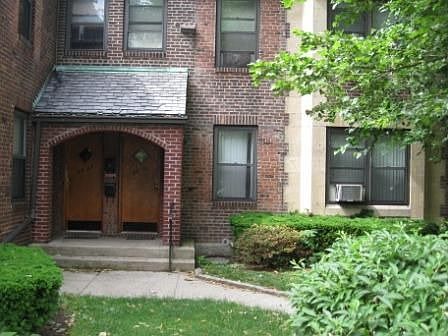 2nd image of 7711 Ditmars Blvd