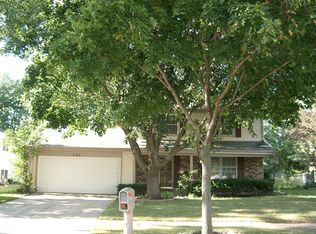 792 Stonebridge Ln, Buffalo Grove, IL 60089