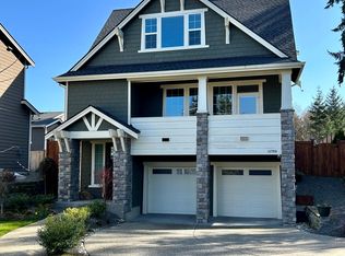 11768 155th Ave NE, Redmond, WA 98052