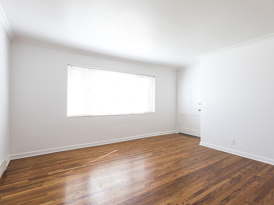 1st image of 3334 S Pioneer St