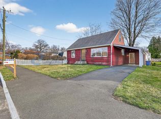 6 Bonwit Rd, Riverside, CT 06878