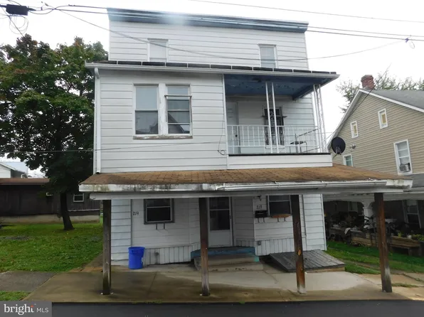 219 Bratton Ave, Lewistown, PA 17044