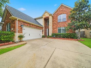 18431 W Laura Shore Dr, Cypress, TX 77433