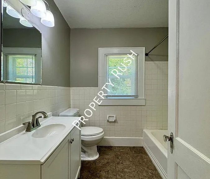 4502 S Choctaw Dr — Photo 17