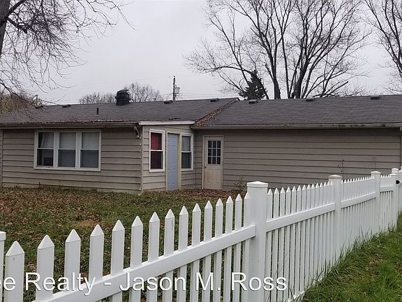 2nd image of 5353 Iroquois Ave