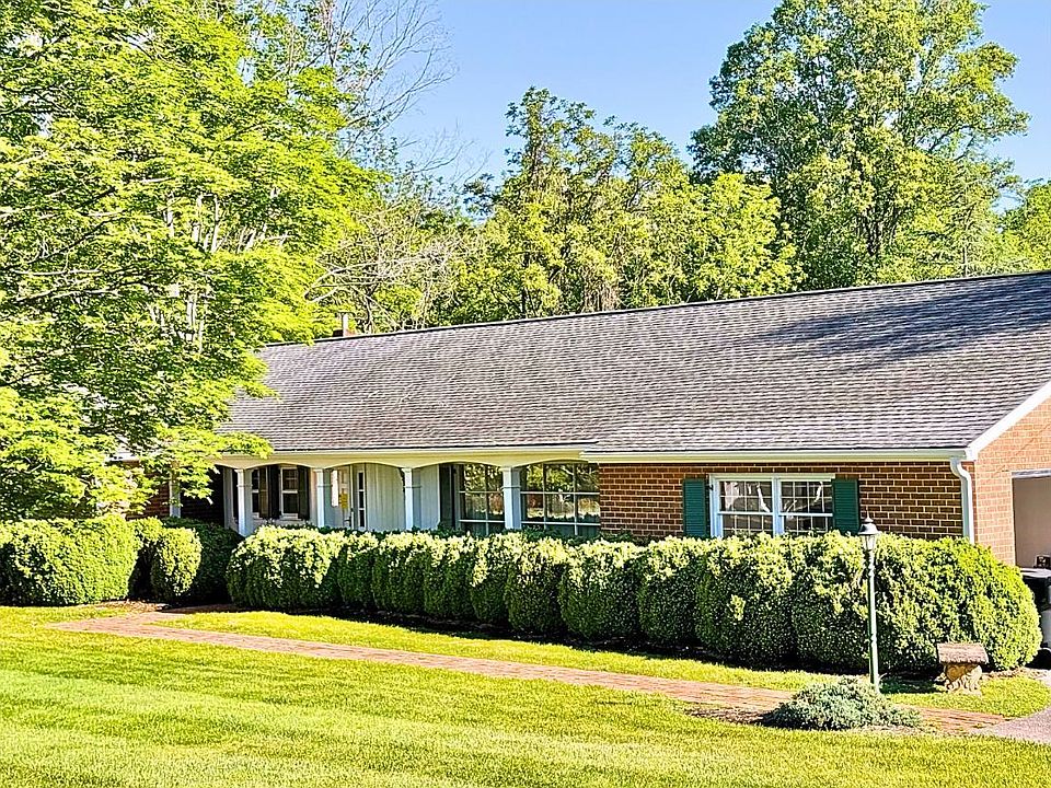 1st image of 1502 Wellington Dr