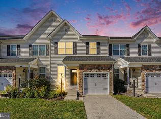 413 Sourwood Rd, Norristown, PA 19403