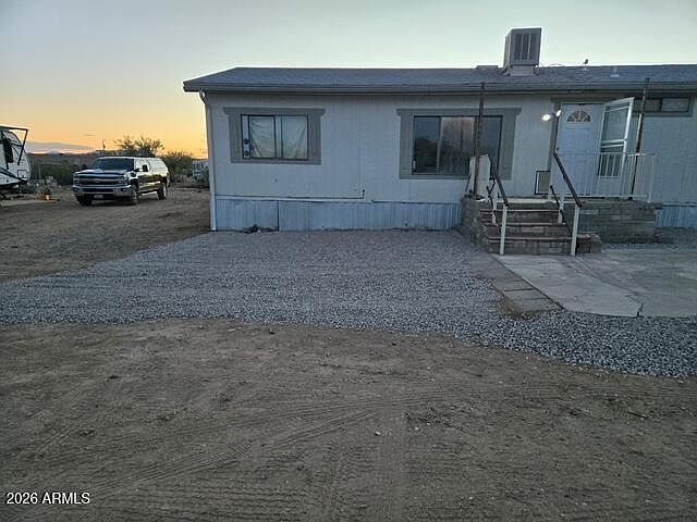 1st image of 4104 S OLD WINDMILL Lane