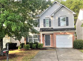 9481 Lakeview Rd, Union City, GA 30291